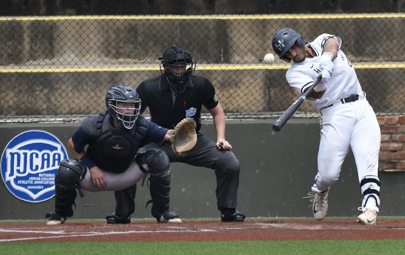 Baseball Receives Top Overall Seed Ahead of NJCAA DII World Series -  Heartland Community College Athletics