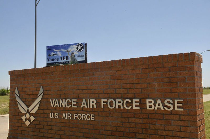 Air force base in enid ok