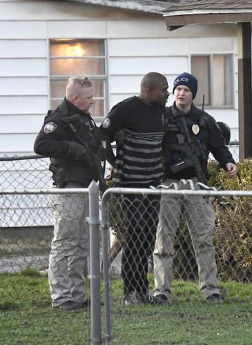Man arrested after 3-hour standoff | News | enidnews.com