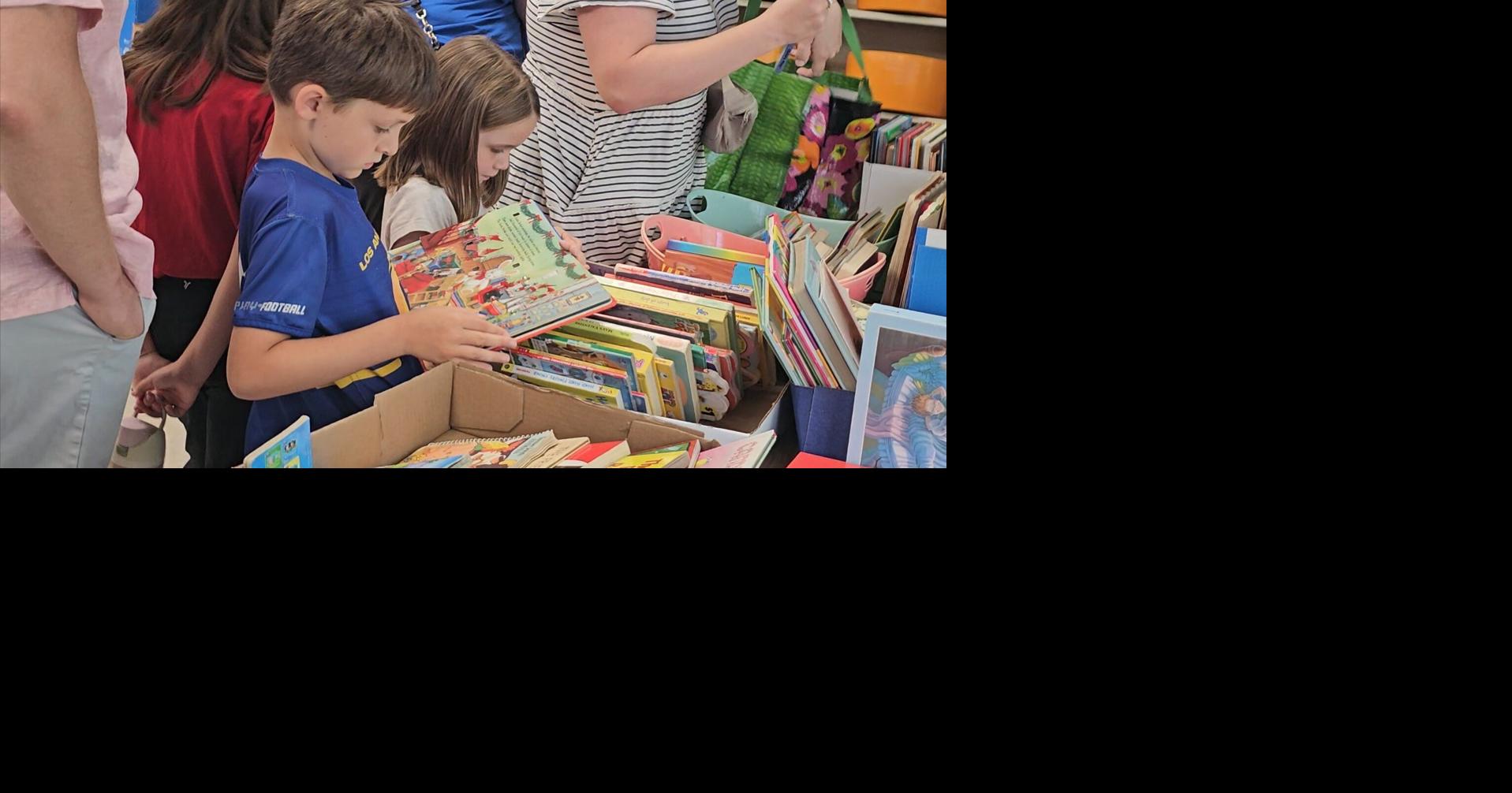 Erie Zoo Hosts Conservation Book Sale and Free Admission