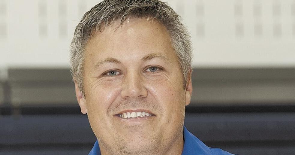 Hensley scores 21 points in quarter final play Sports