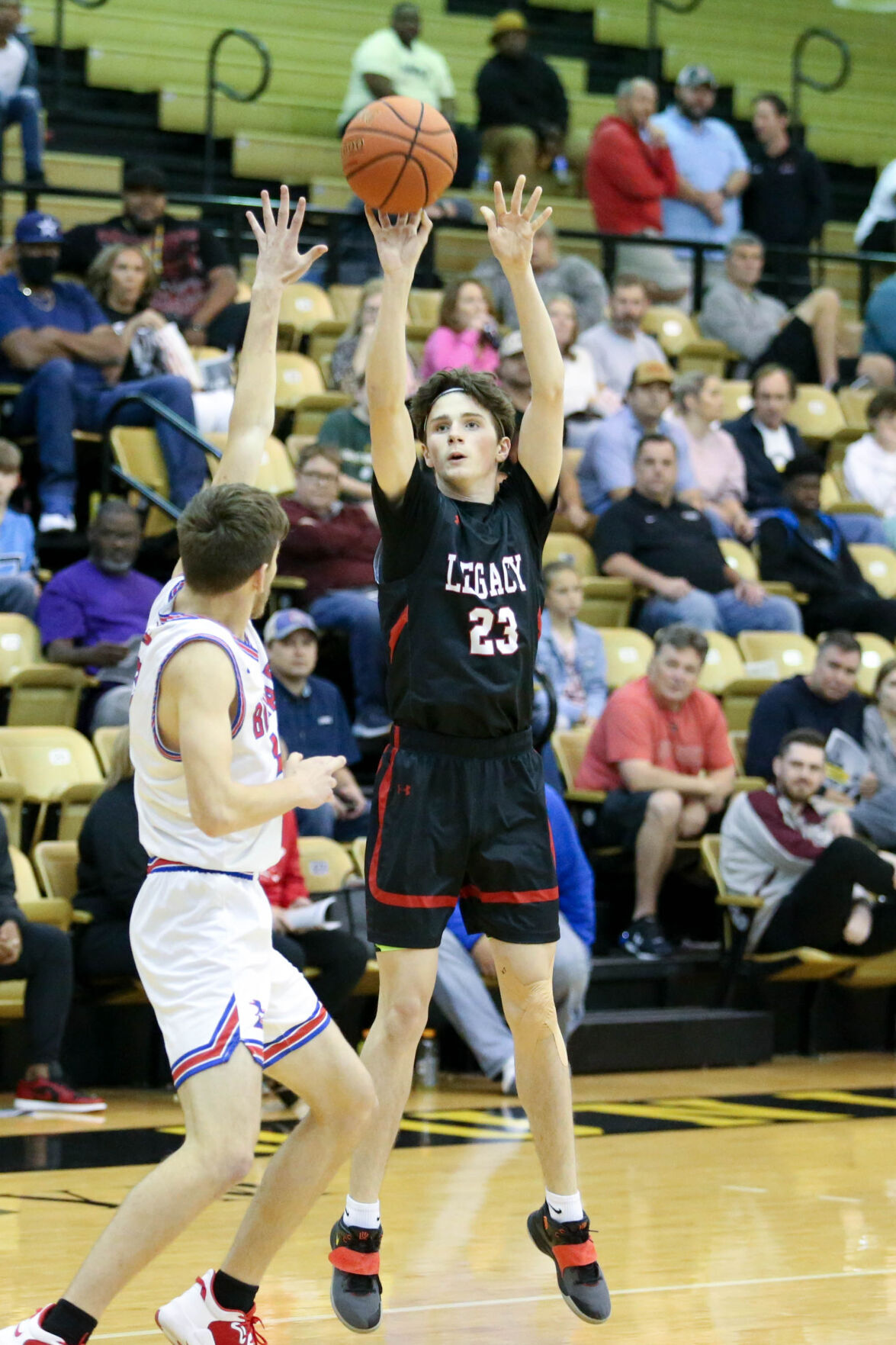 Bullard tops Chapel Hill to win Whataburger Tournament, Boys Basketball