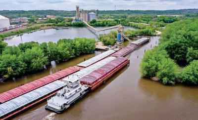 Mississippi barges