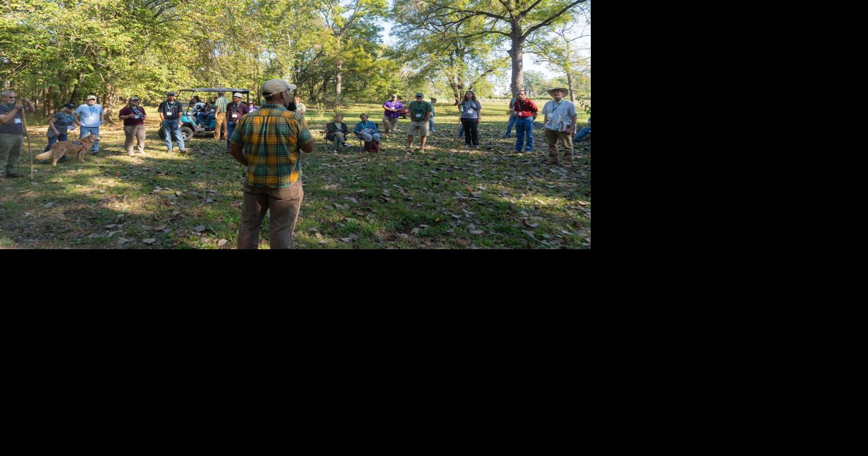 Kansas Forestry Field Day emphasizes forest, ecosystem management in southeast Kansas Cross Timbers
