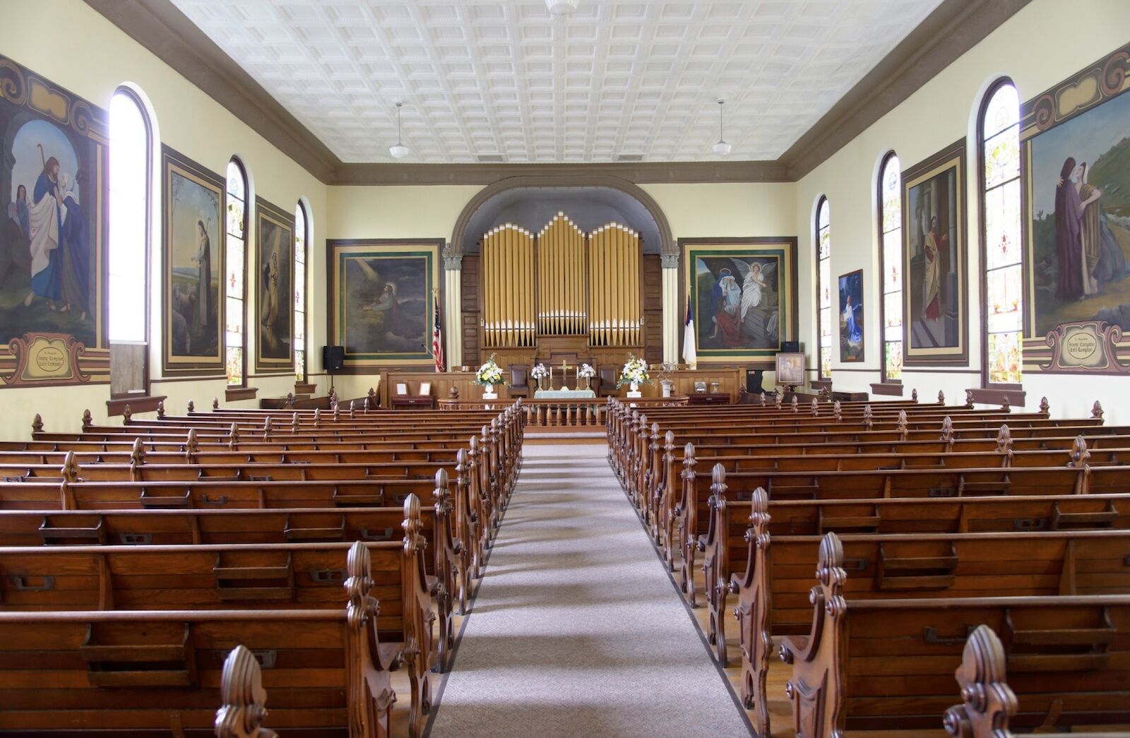 Catholic churches near the 2025 resort at glade springs