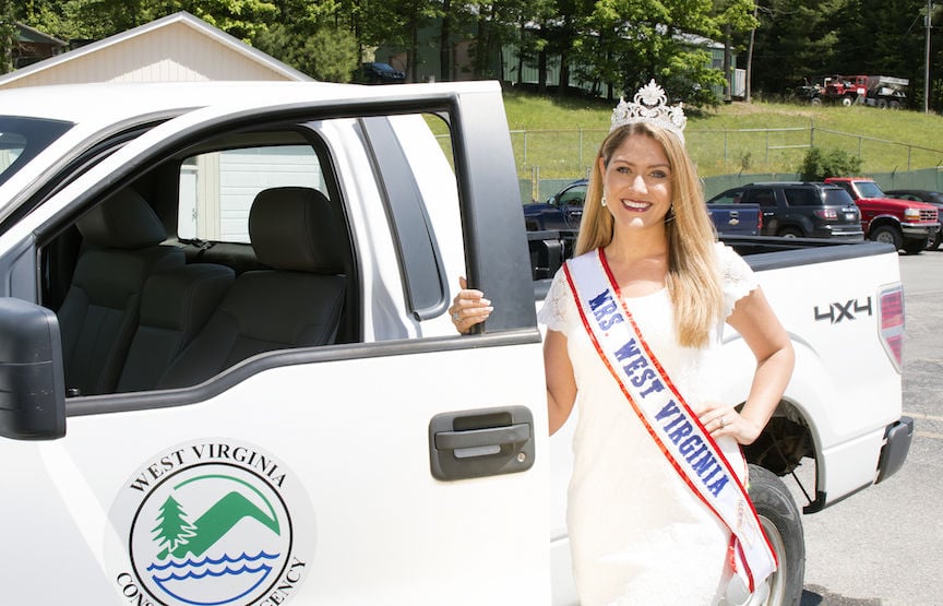 New Mrs. West Virginia loves promoting her state Community