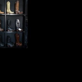 Indonesian shoemakers fear Trump tariffs despit…