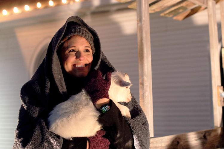 Pecan Grove Baptist Church holds drivethru nativity scene Arts And