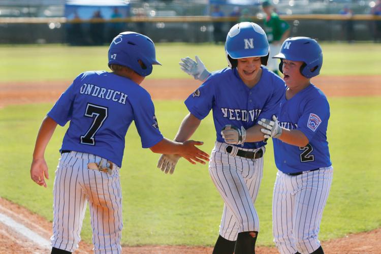 Needville fans cheer on team as they continue to advance in Little League  World Series