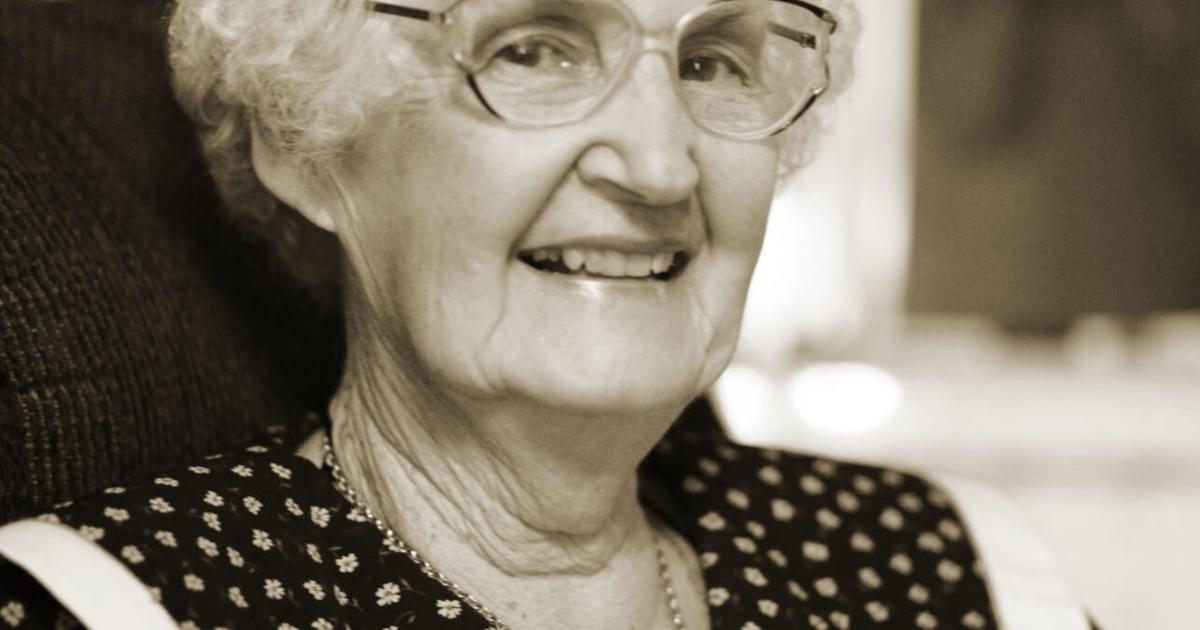 Margaret (Hennecke) Flagg Obituaries