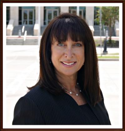 REPUBLICAN AMY MITCHELL ANNOUNCES CANDIDACY FOR JUDGE OF COUNTY COURT