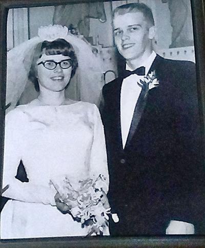 0501.Anniversary.Ervin.Hollie.Hagen