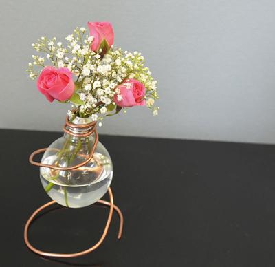 Spruce Up A Room With A Unique Light Bulb Vase Lifestyle