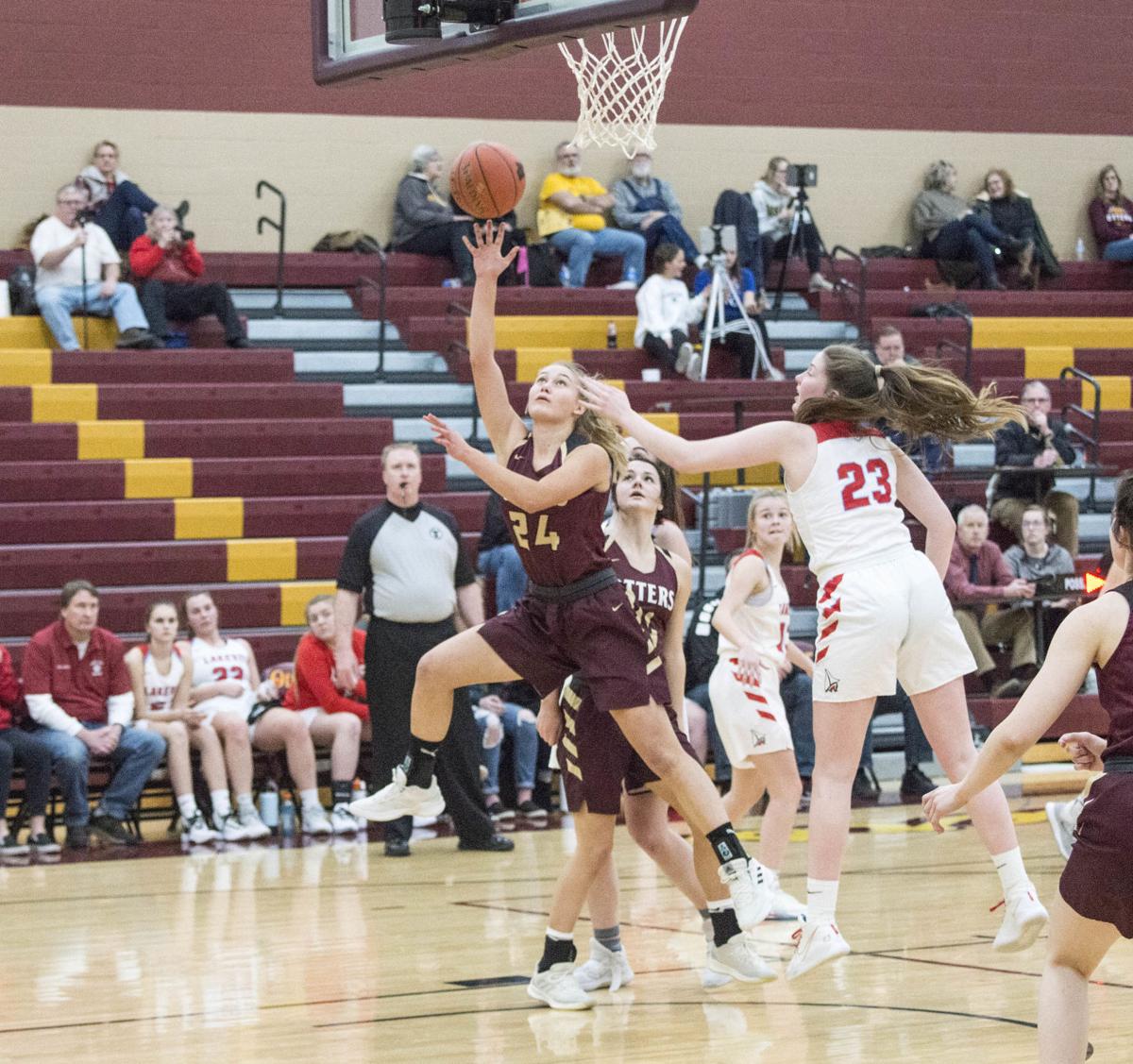 FF girls’ basketball swipe win from Detroit Lakes Sports