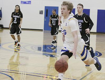 M State Men S Basketball Dig Early Hole Fall To Minnesota West
