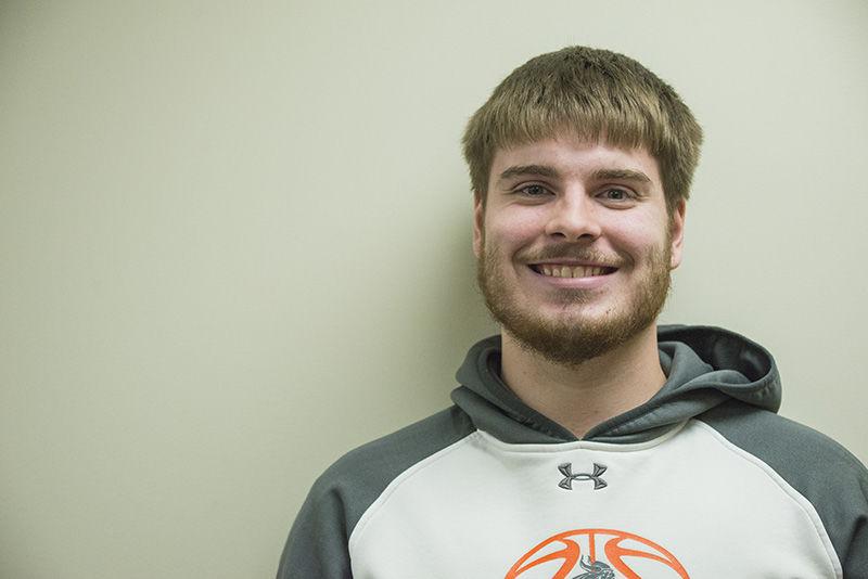 Kaleb Tollefson Vikings sharp shooting forward Pelican Rapids