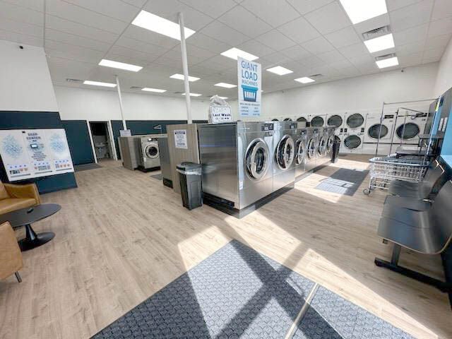 Falls Laundromat Opens in Fergus Falls News fergusfallsjournal