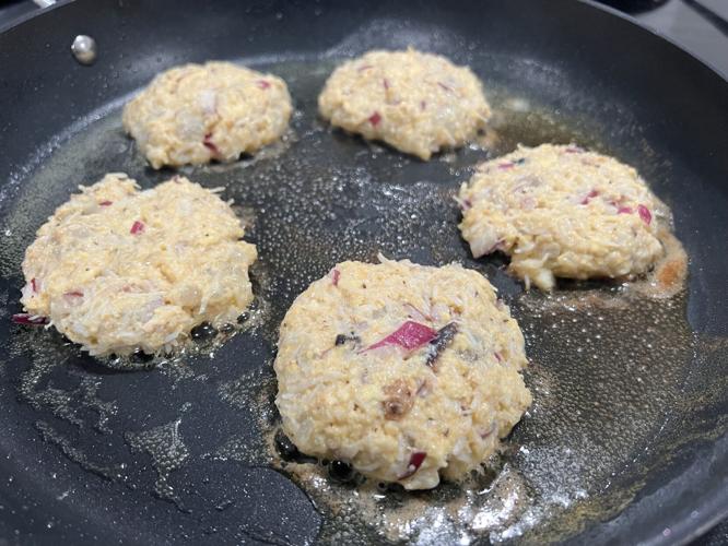 Florida Stone Crab Cake Sliders Recipe | Recipes | floridasportfishing.com