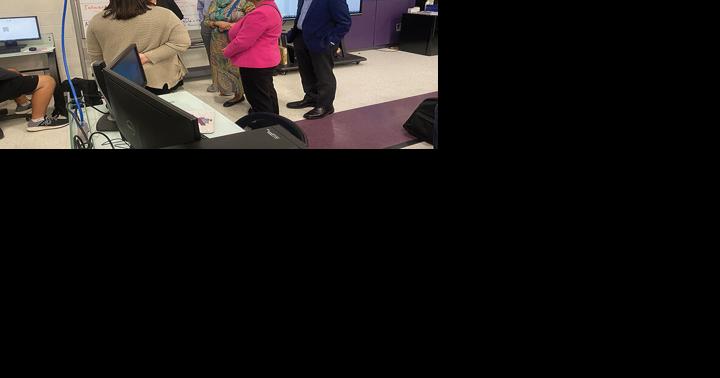 University of Kentucky president, philanthropist visit Floyd County School of Innovation - Vimarsana News