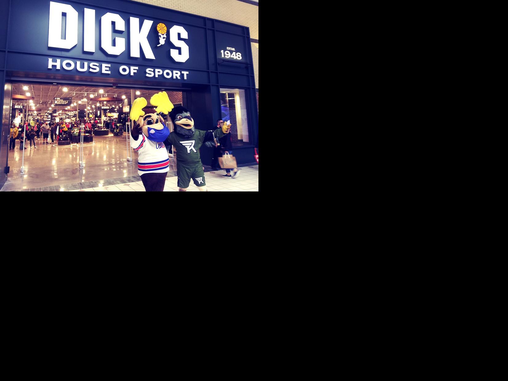Dick’s House of Sport celebrates grand opening at Eastview Mall
