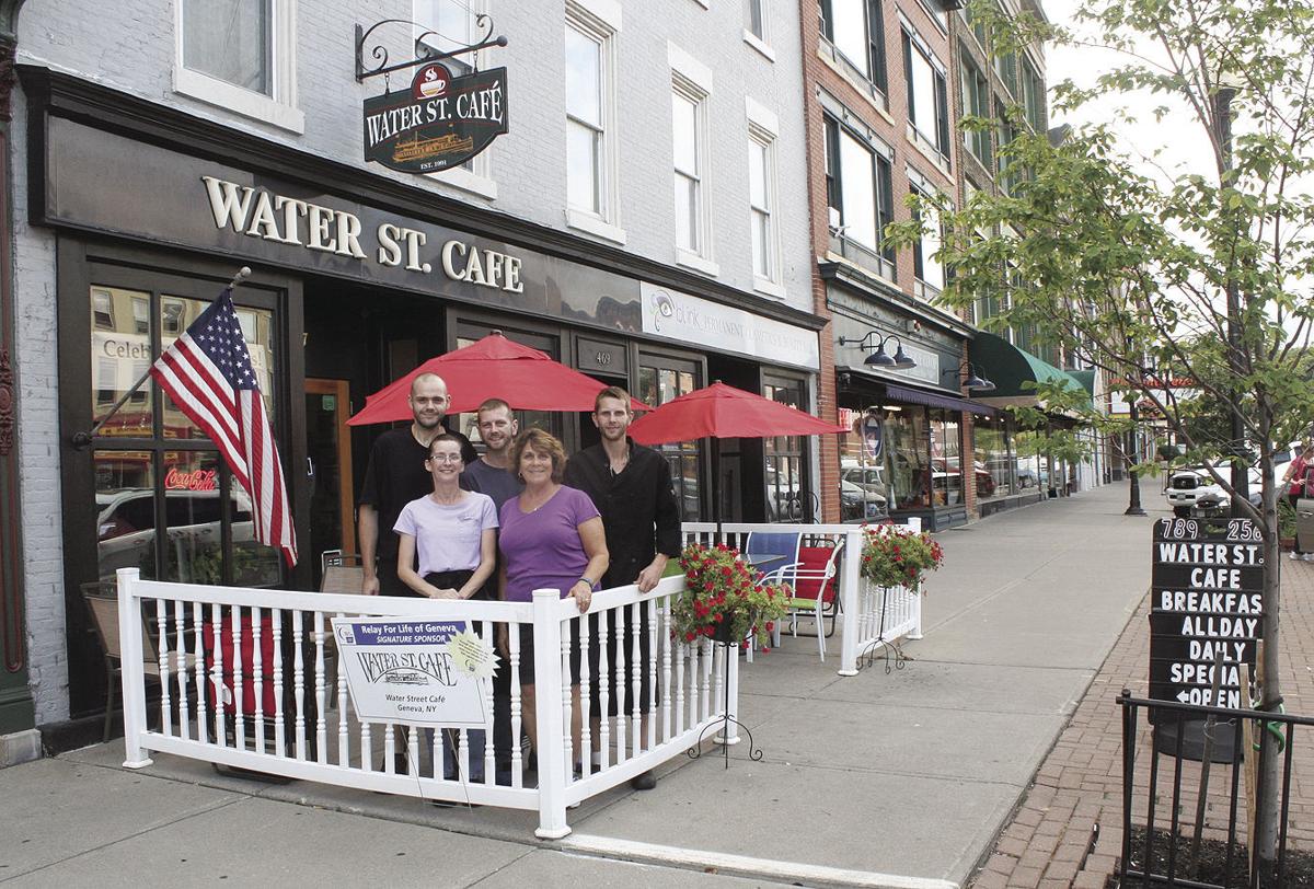 Downtown Diner Marks 25th Year Water Street Cafe Thriving After Some Tough Times News Fltimescom