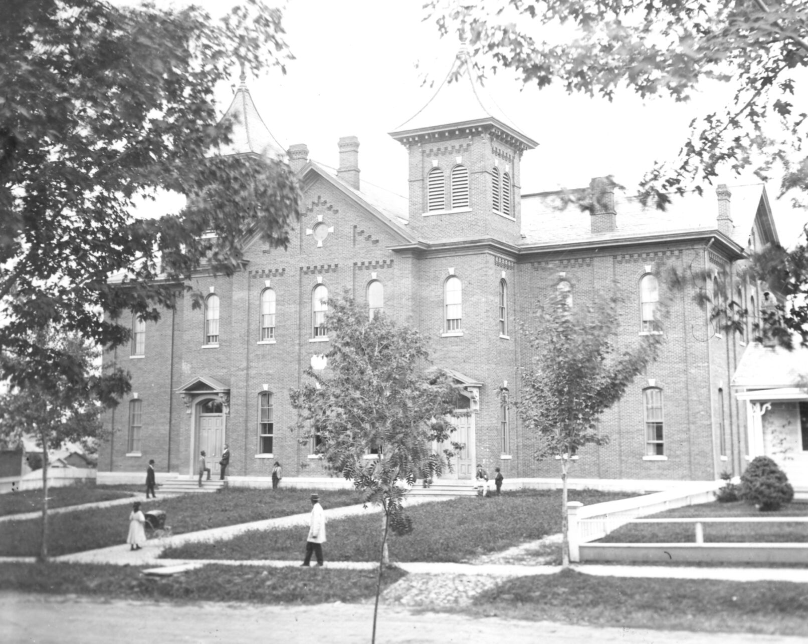 Milwaukee Normal School newest commencement book 1924