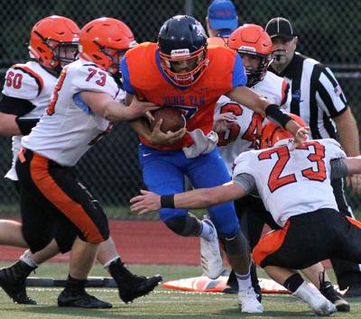 High School Football Penn Yan Defeats Waterloo 34 28 With Last