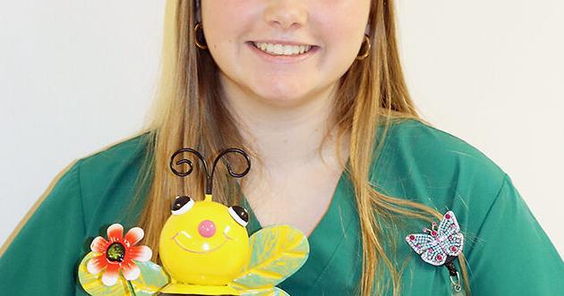 Kula receives BEE Award from Thompson Health