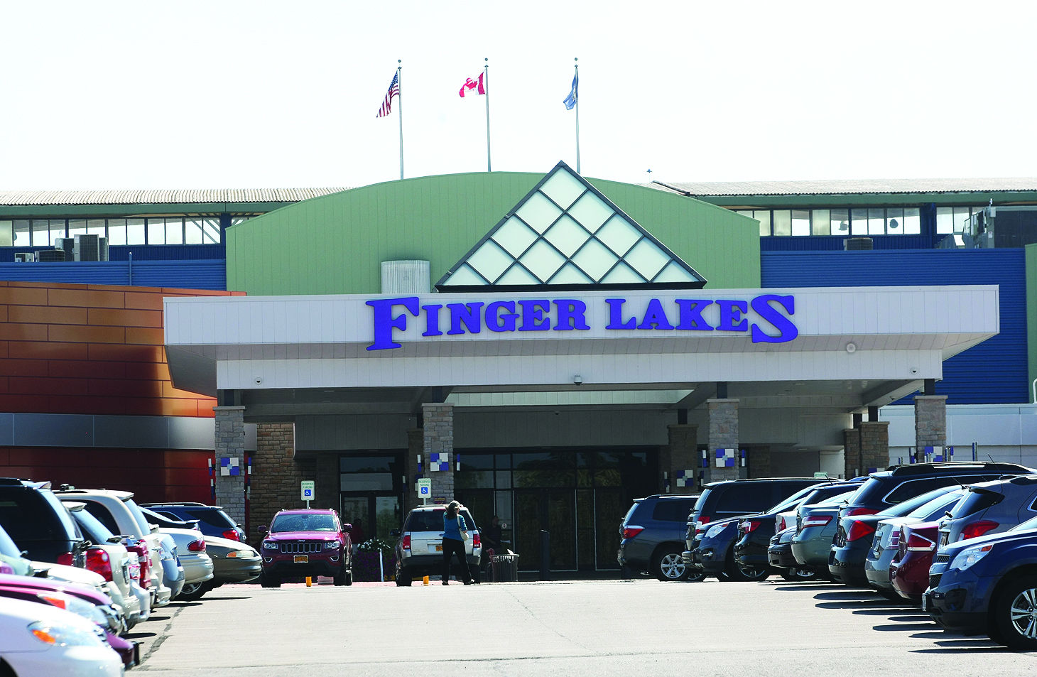 finger lakes racetrack and casino