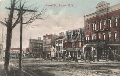 A look at Broad Street in Lyons from the past