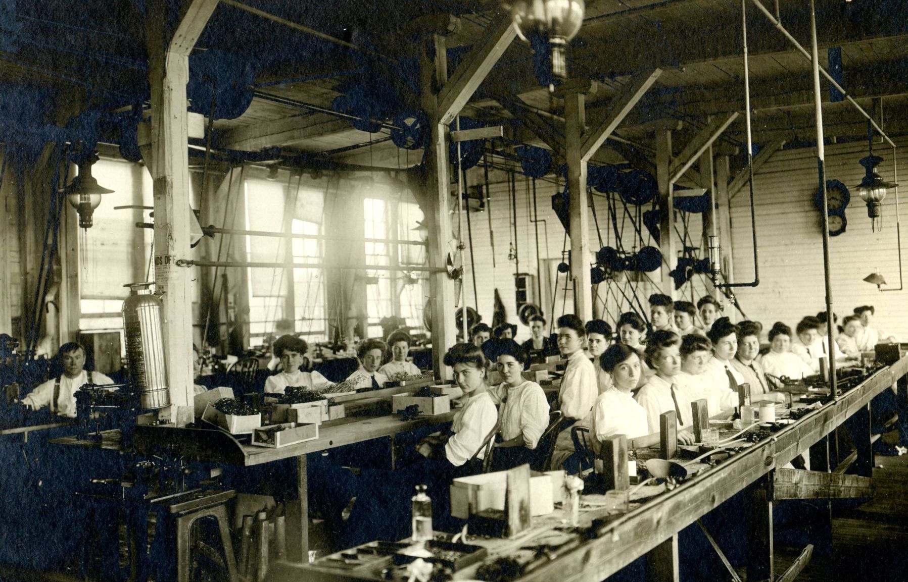 Pennsylvania store eyewear factory