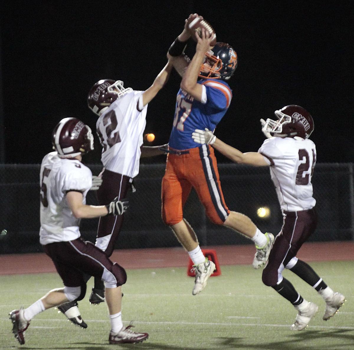High School Football Mustangs Fall To Cal Mum Bb Sports