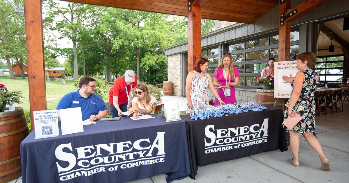 Seneca Chamber recognizes five small businesses