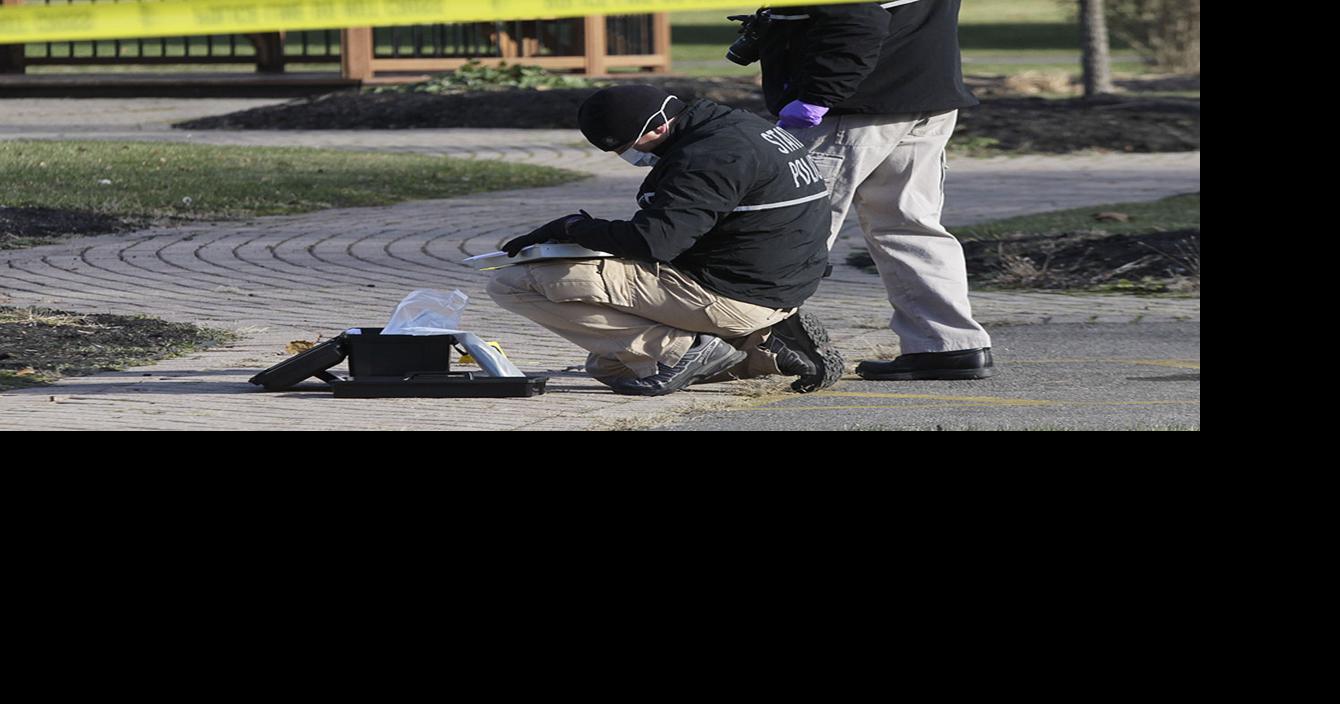 Suspect sought in Newark stabbing death | News | fltimes.com
