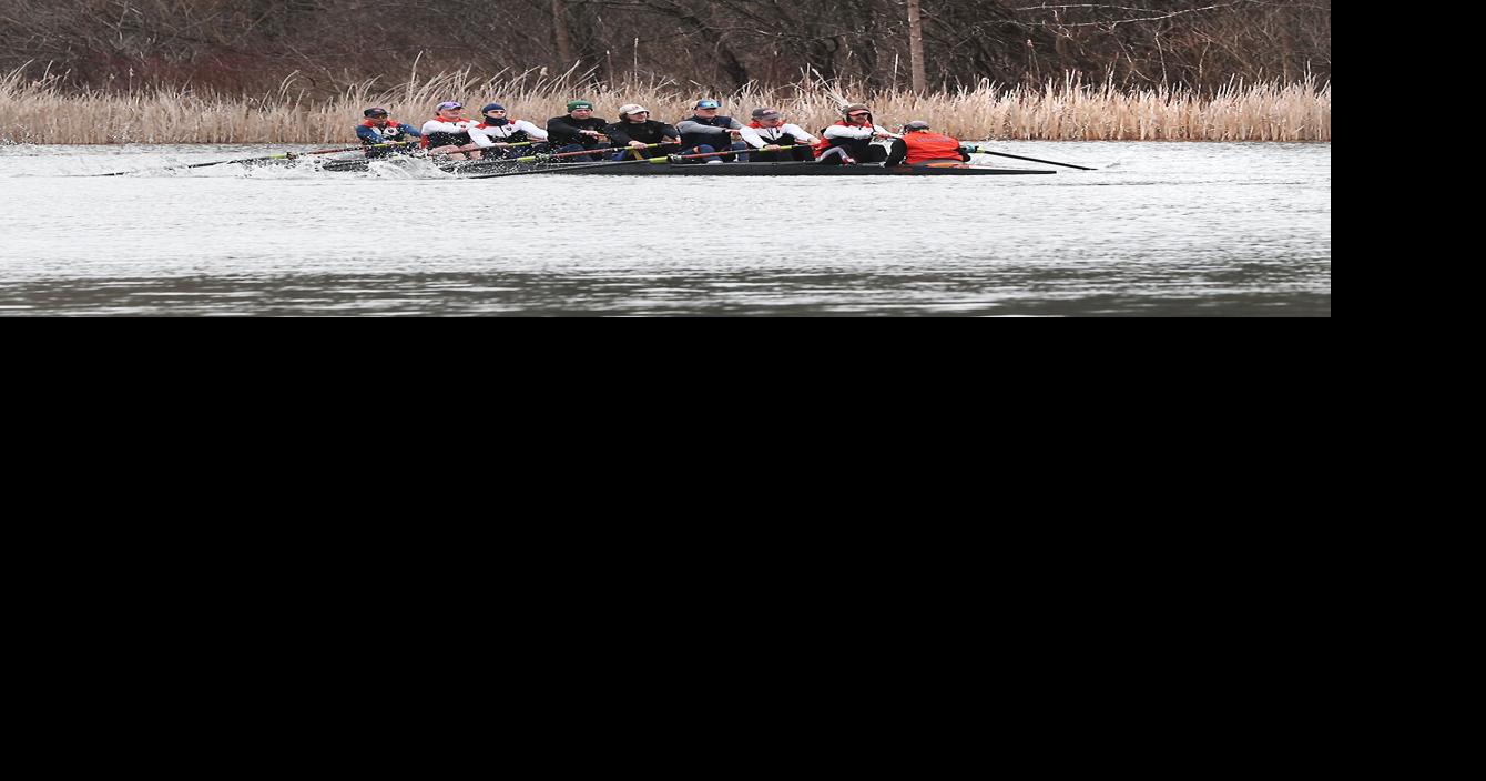 An early spring scrimmage for Hobart rowing | Photos | fltimes.com
