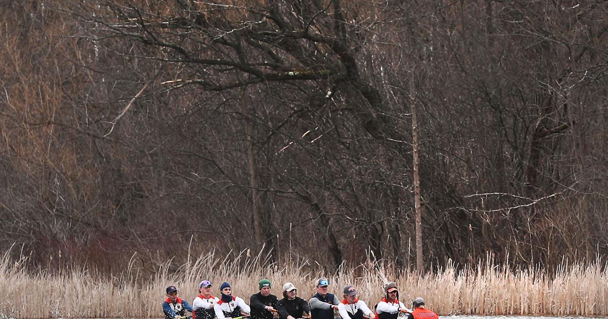 An early spring scrimmage for Hobart rowing | Photos | fltimes.com