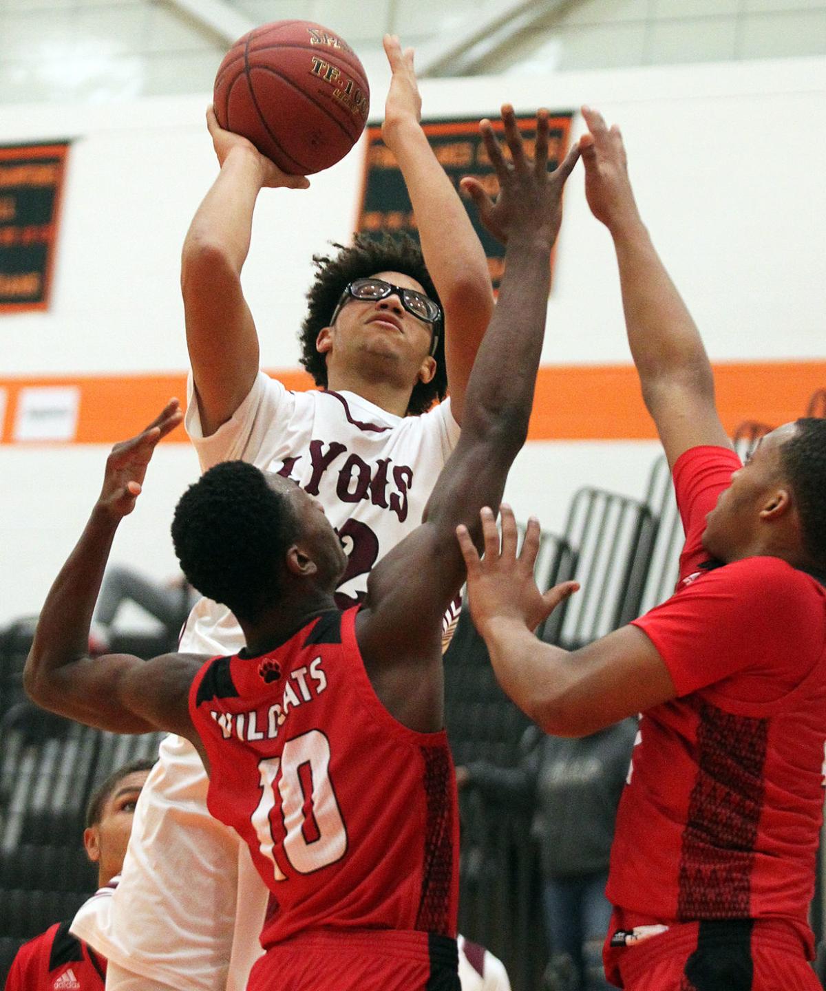 High Schools Lyons Wins Begins Season On A High Note Sports