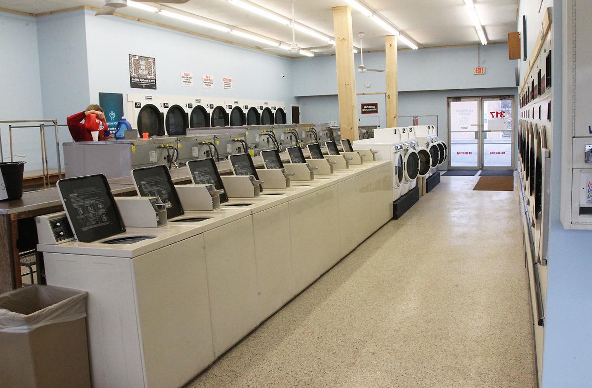 New Owner Renovates Long Time Geneva Plaza Laundromat News Fltimes Com