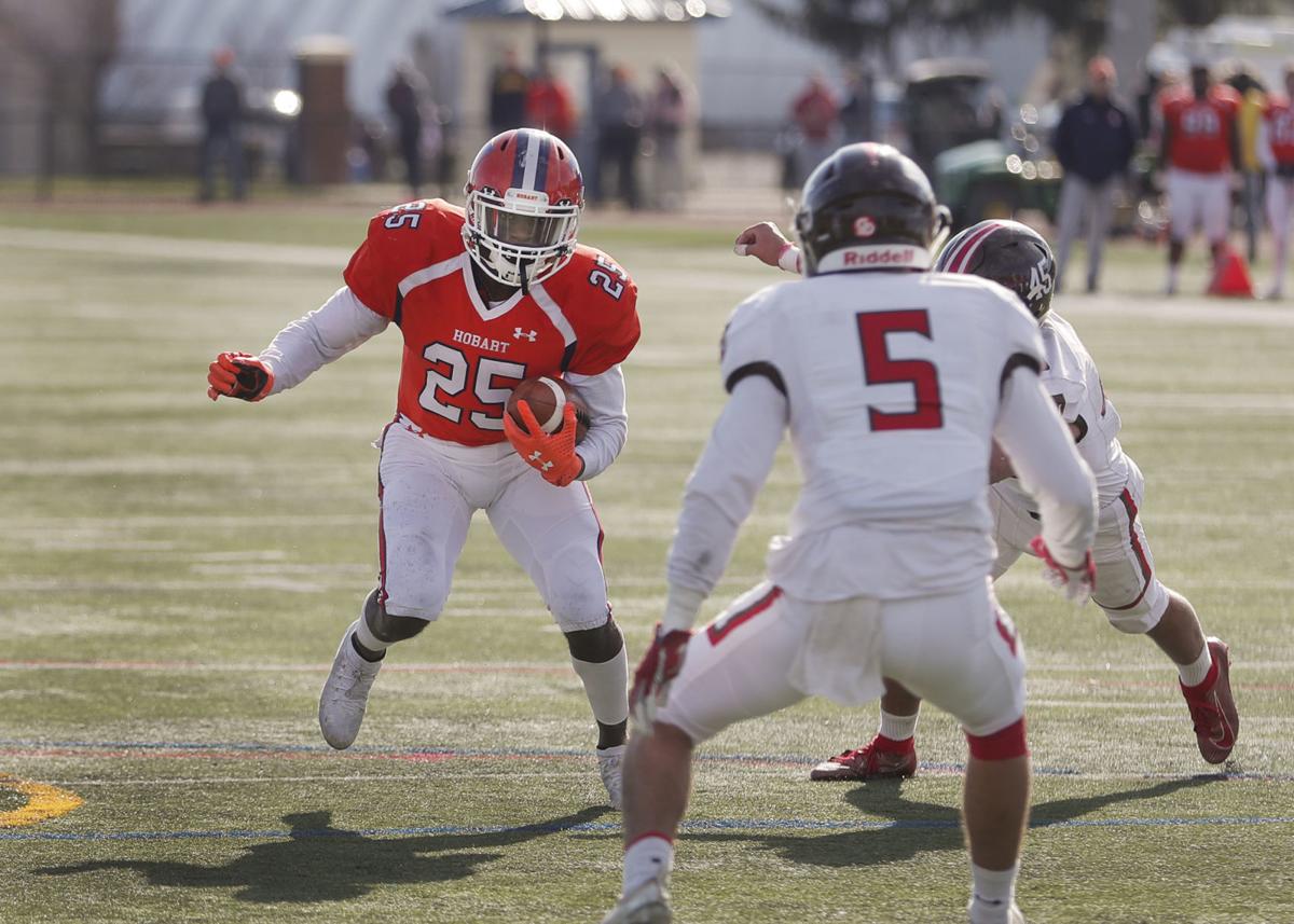 COLLEGE FOOTBALL Hobart bounces back with 353 win over St. Lawrence Sports