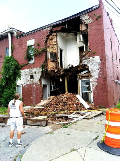 Grim Prognosis For Damaged Lyons Building News Fltimes Com