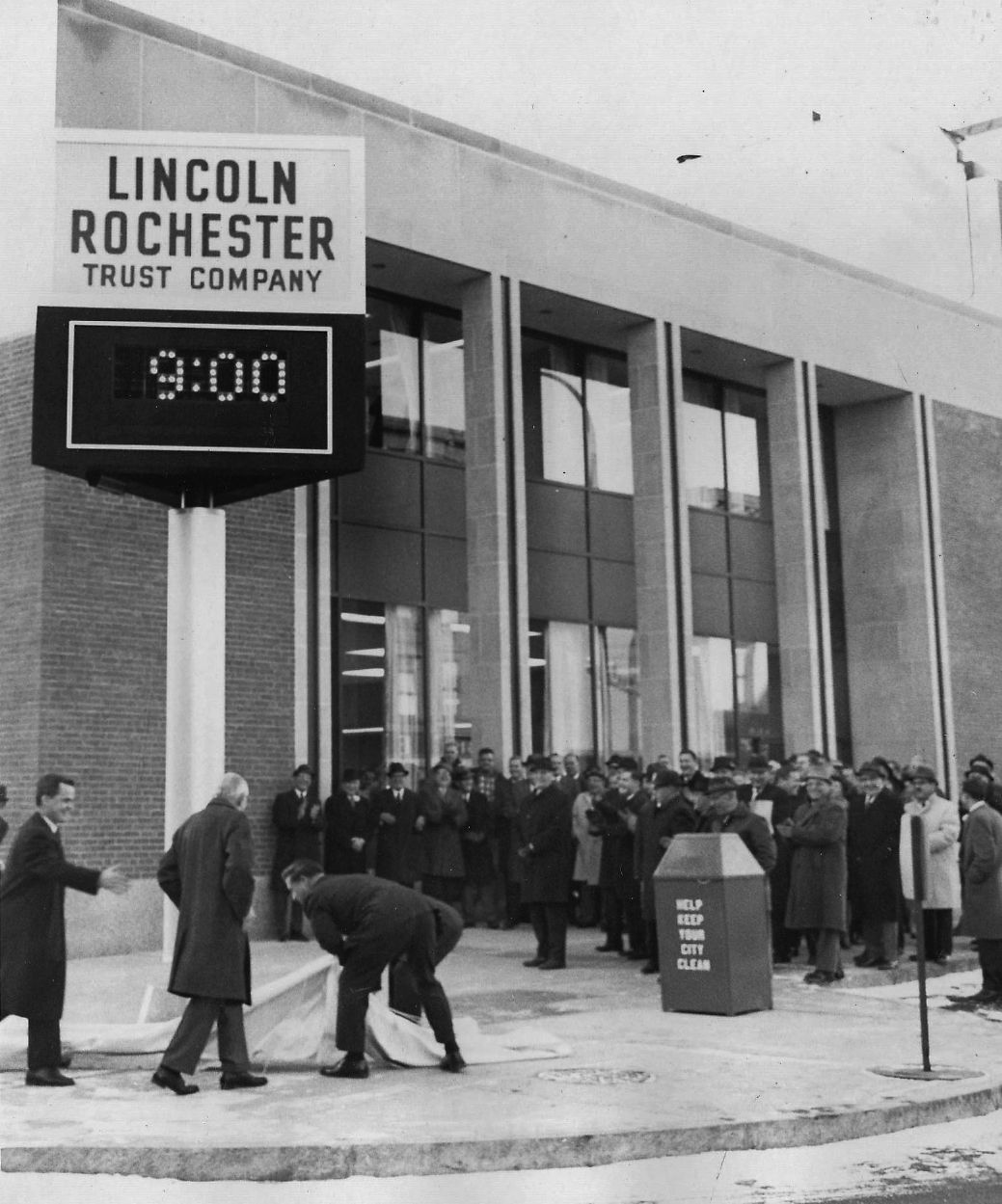 Lincoln Rochester Trust Co.