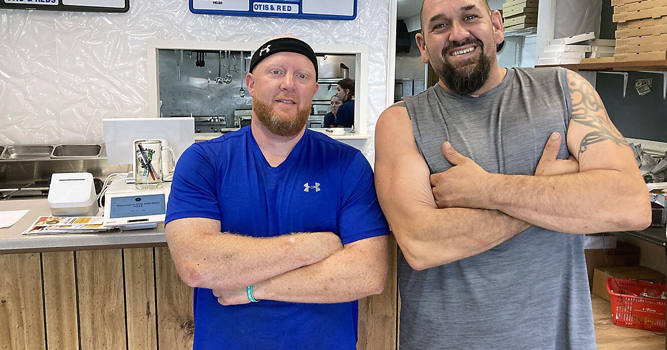 Childhood friends team up to bring pizza back to Phelps - Vimarsana News