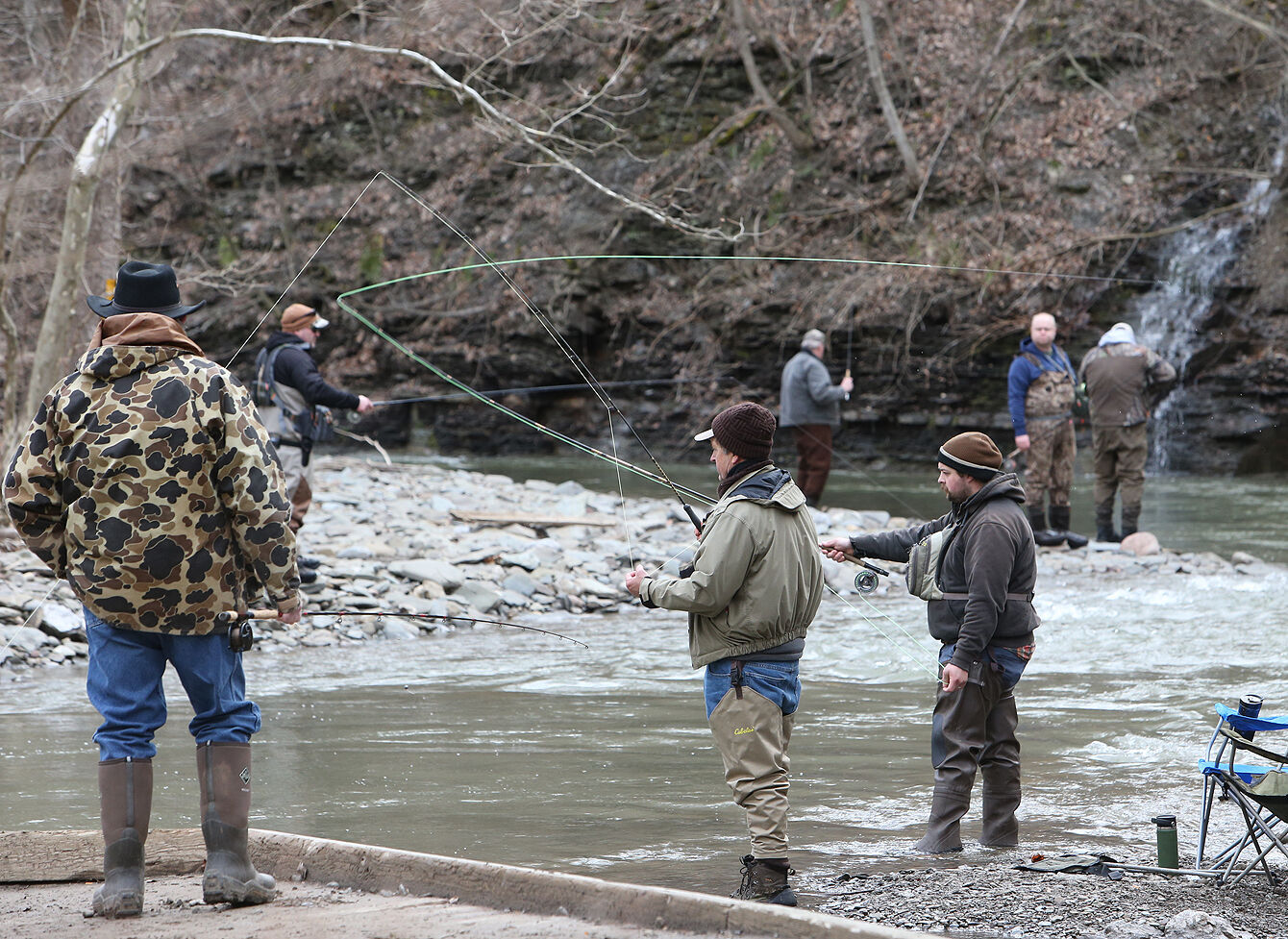 Creek Angler's Device 