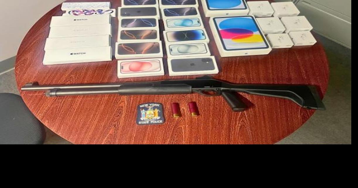 Man charged with armed robbery after allegedly stealing $15,000 in cell ...