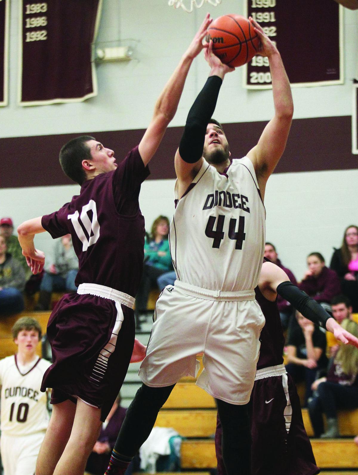 Boys Basketball Dundee Fights Off Upset Bid From Cal Mum Sports