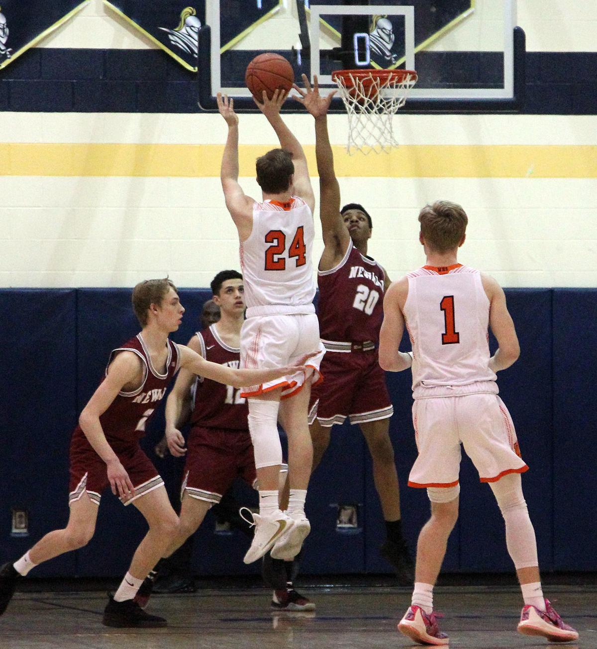 Boys Basketball Waterloo Scores Last 7 To Stun Newark Sports