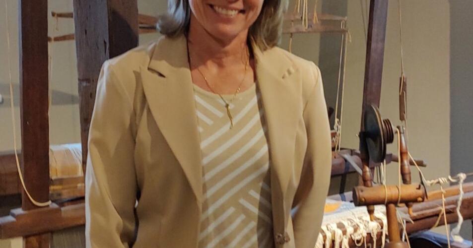Deb Hall named new director of Wayne County Historical Society - Vimarsana News