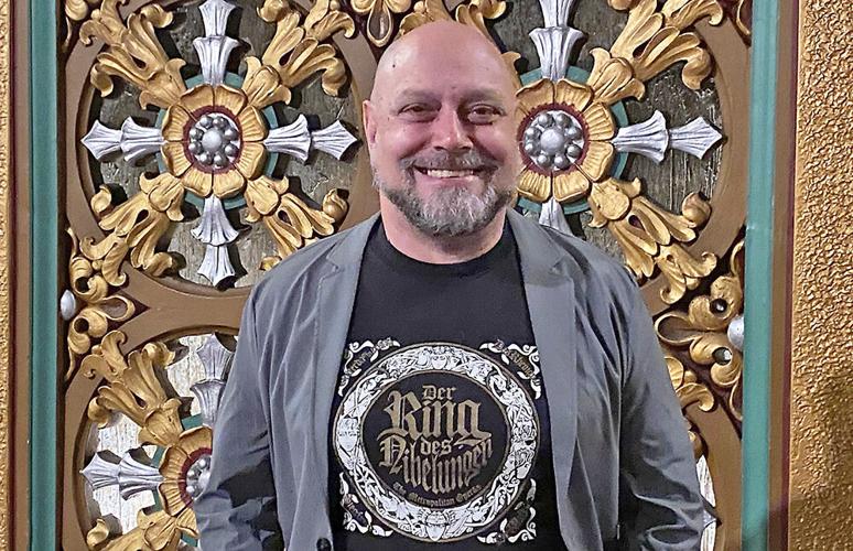 OPERA REVIEW: Intrusion of sentiment into farce makes L Elisir d amore