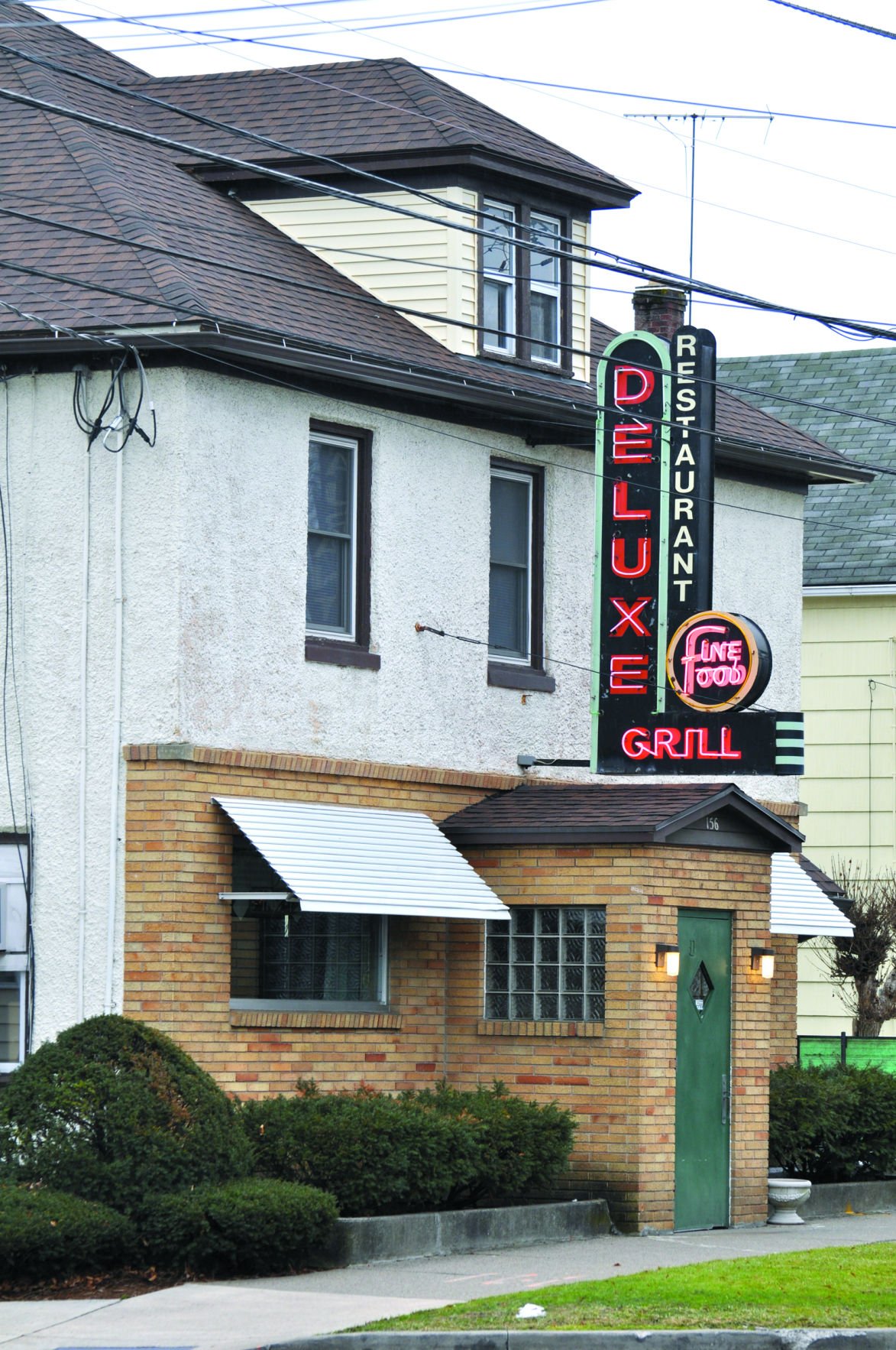Business Of The Week Deluxe News Fltimes The Deluxe Is At 156 N Genesee St In Geneva