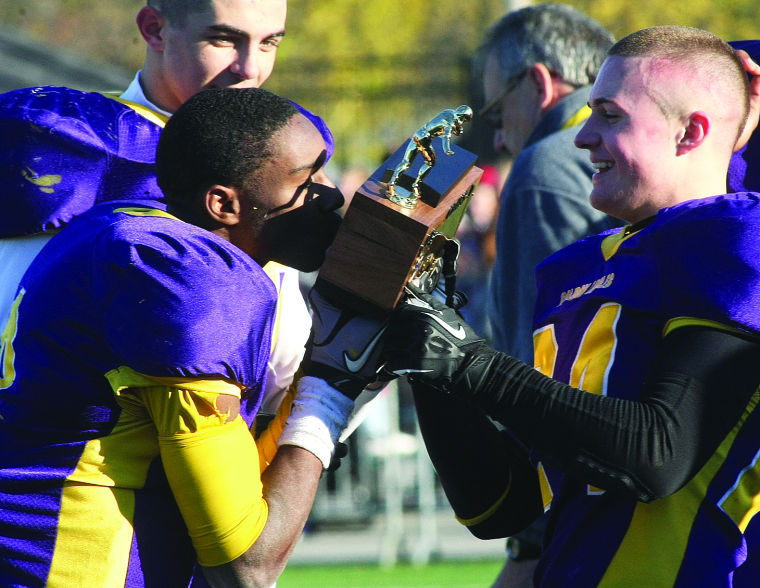 SECTION V FOOTBALL ClydeSavannah brings home first championship since